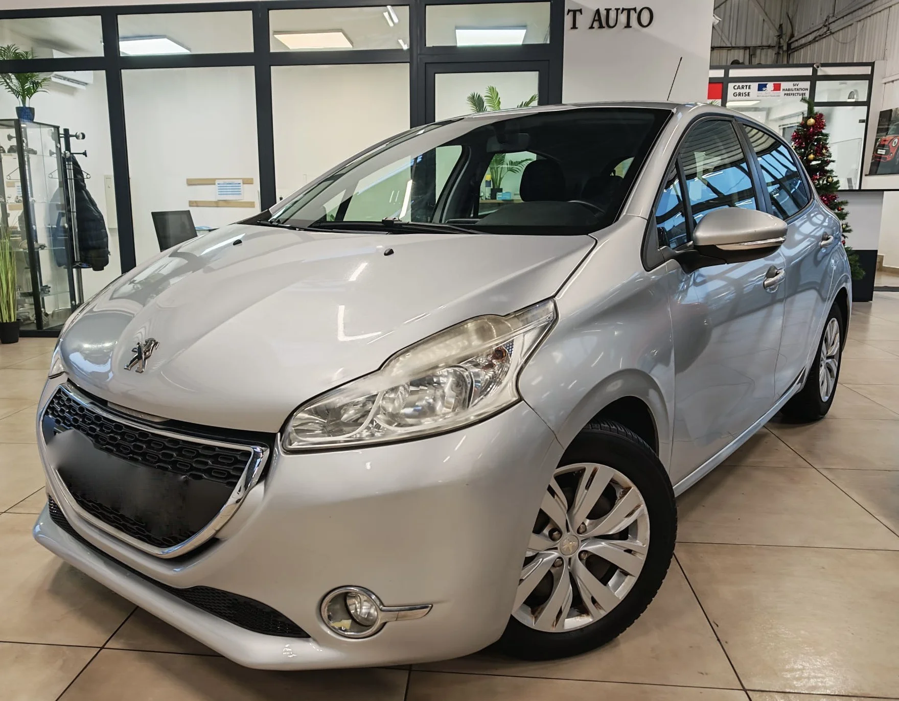 PEUGEOT